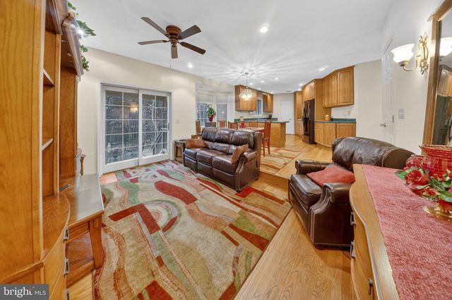 2701 OLNEY SANDY SPRING RD, Olney, MD 20832