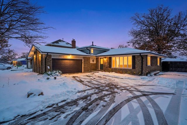 8939 Melvina Avenue, Oak Lawn, IL 60453