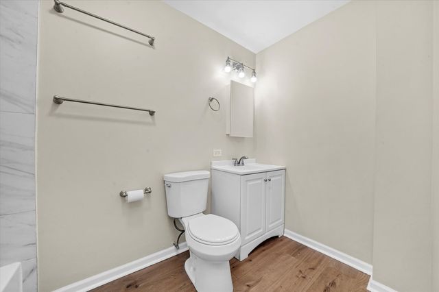 8939 Melvina Avenue, Oak Lawn, IL 60453