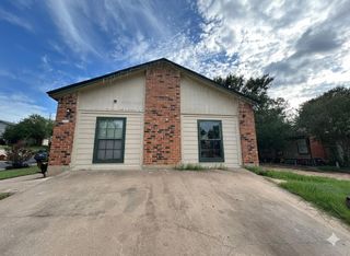 9705 Carson CRK A, Del Valle, TX 78617
