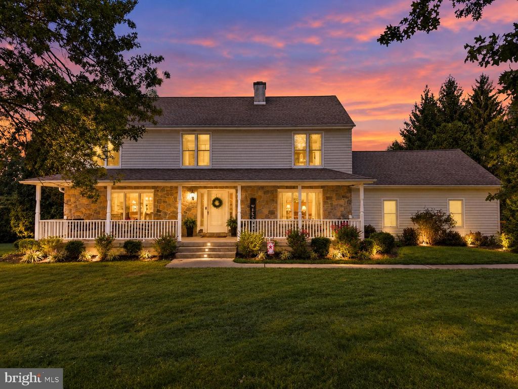 3301 MILLER RD, PENNSBURG, PA 18073 — photo 2