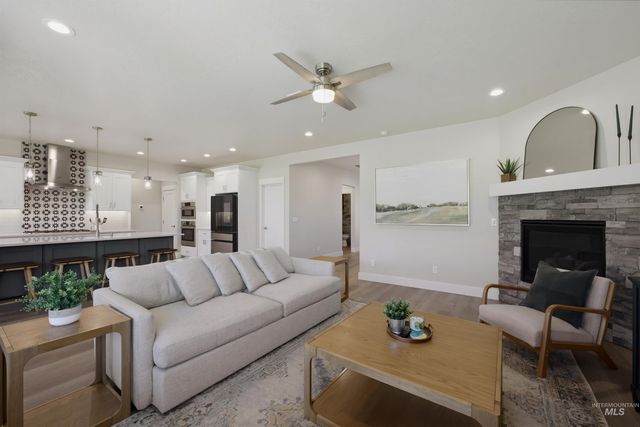 1457 W Tenzing St, Nampa, ID 83686