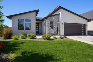1457 W Tenzing St, Nampa, ID 83686