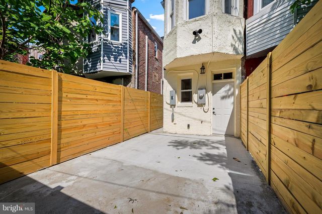 1030 N GILMOR ST, Baltimore, MD 21217