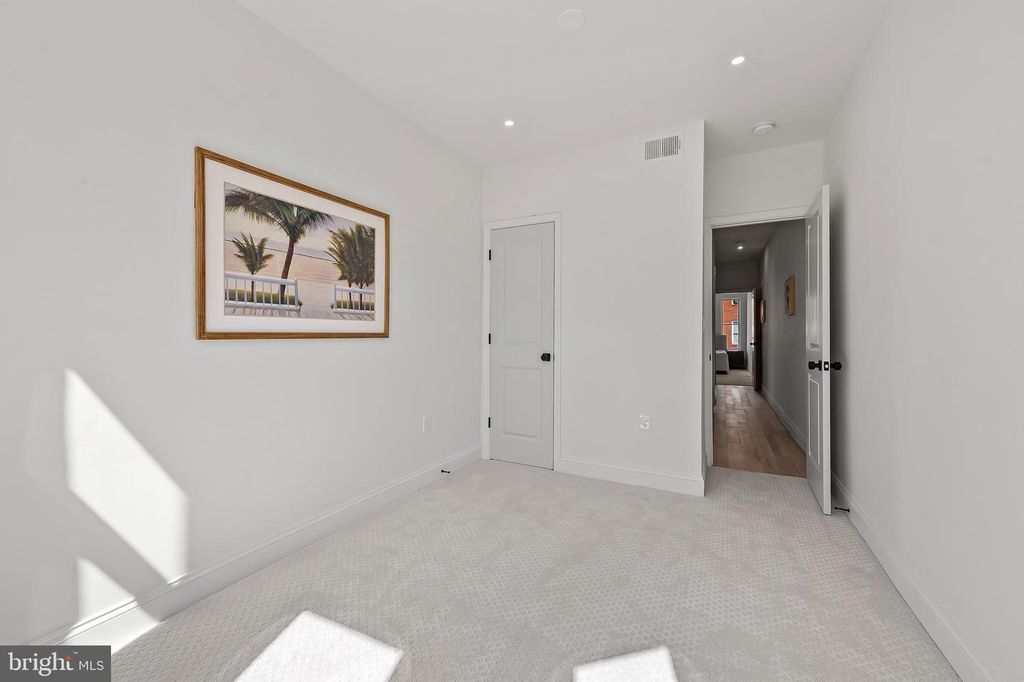 Image 19 of property listing at 1030 N GILMOR ST, Baltimore, MD 21217