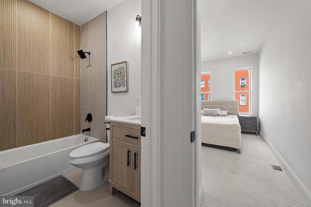 Image 20 of property listing at 1030 N GILMOR ST, Baltimore, MD 21217