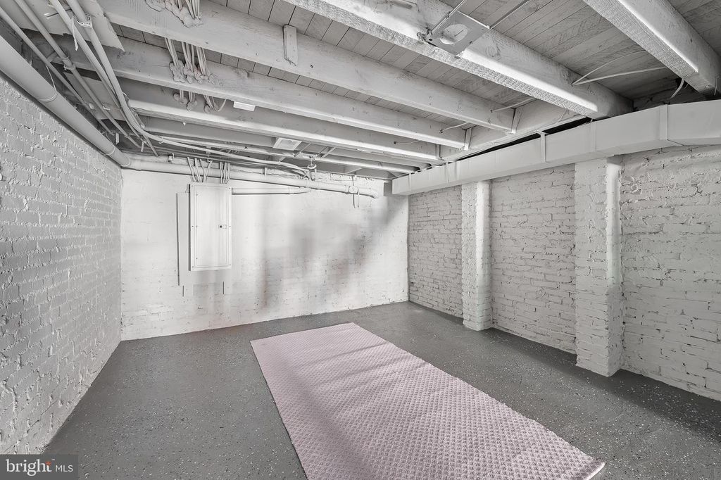 Image 26 of property listing at 1030 N GILMOR ST, Baltimore, MD 21217