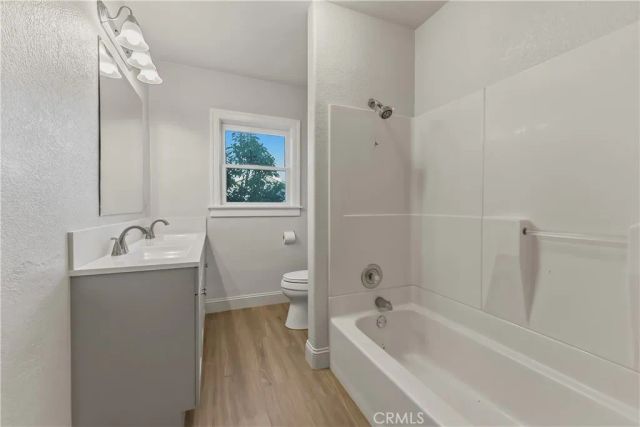 129 W Atchison, Fresno, CA 93706