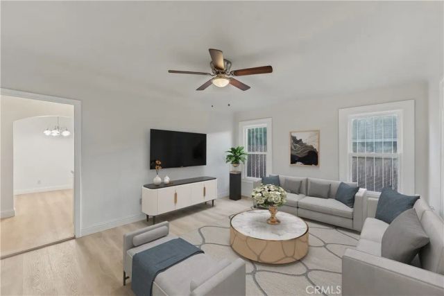 129 W Atchison, Fresno, CA 93706