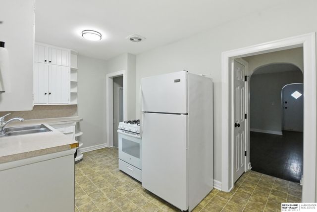 1020 S 31st Street, Omaha, NE 68105