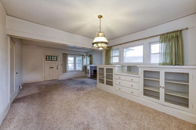 1036 E Cornell Avenue, Fresno, CA 93704