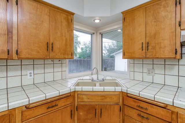 1036 E Cornell Avenue, Fresno, CA 93704