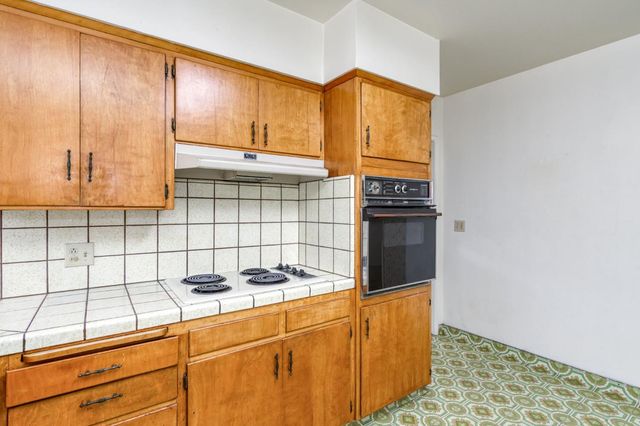 1036 E Cornell Avenue, Fresno, CA 93704