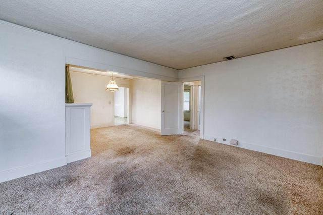 1036 E Cornell Avenue, Fresno, CA 93704