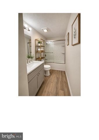 11013 BARTON HILL CT, Reston, VA 20191