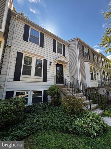 11013 BARTON HILL CT, Reston, VA 20191