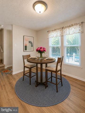 11013 BARTON HILL CT, Reston, VA 20191