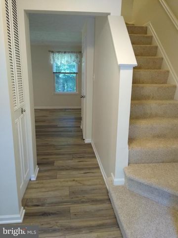 11013 BARTON HILL CT, Reston, VA 20191