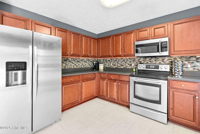 71 Havistock Court, Cameron, NC 28326