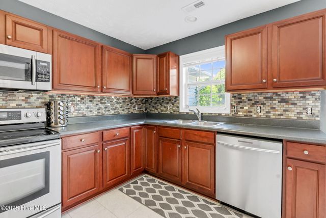 71 Havistock Court, Cameron, NC 28326