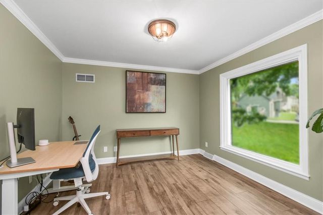 3503 NE Beechwood Circle, Lee's Summit, MO 64064