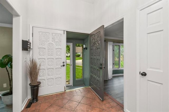 3503 NE Beechwood Circle, Lee's Summit, MO 64064