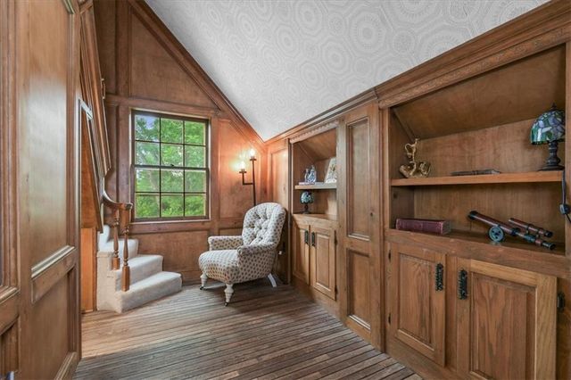3503 NE Beechwood Circle, Lee's Summit, MO 64064