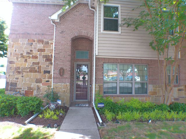 524 S Greenville Avenue, Richardson, TX 75081