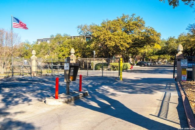 7707 Broadway Apt 19A, San Antonio, TX 78209