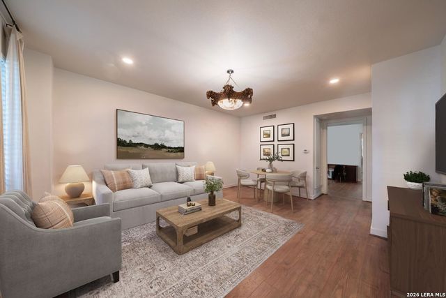7707 Broadway Apt 19A, San Antonio, TX 78209