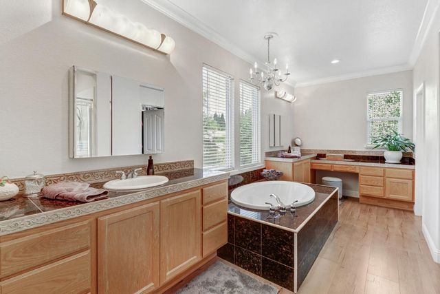 2489 Bent Tree, Roseville, CA 95747