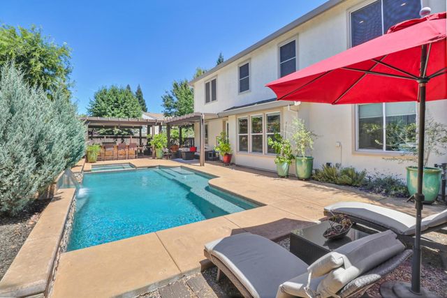 2489 Bent Tree, Roseville, CA 95747