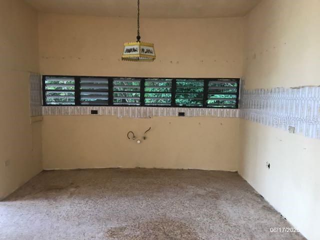 PR 856 KM 1.5 INT LOT E, Carolina, PR 00987