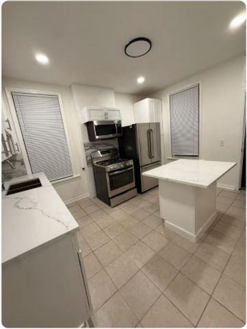 1649 W Garfield Boulevard 2, Chicago, IL 60636