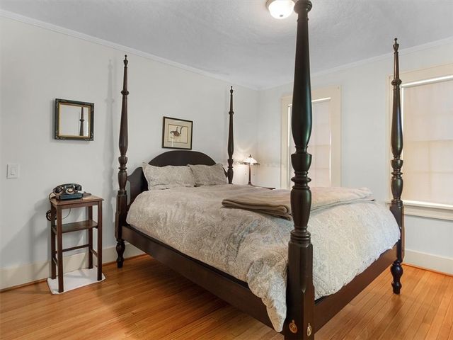 211 Lake Road, Ontario, NY 14519