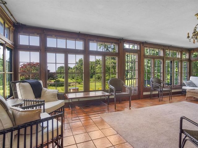 211 Lake Road, Ontario, NY 14519