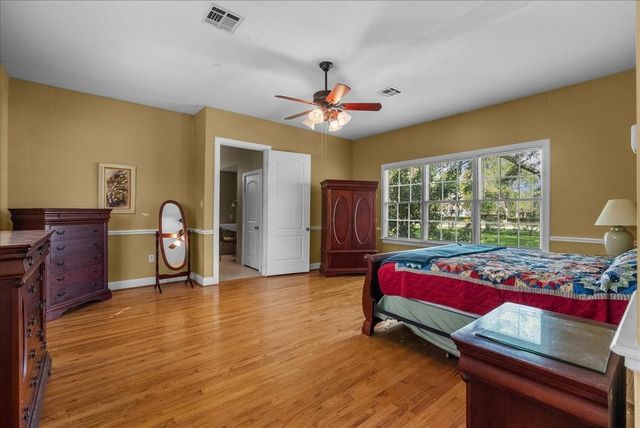 2712 48th Street, Dickinson, TX 77539