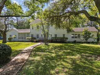 2712 48th Street, Dickinson, TX 77539