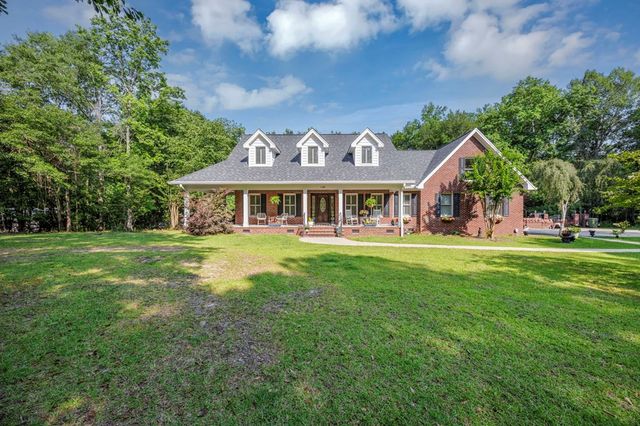 1368 Sunnyhill Drive, Camden, SC 29020