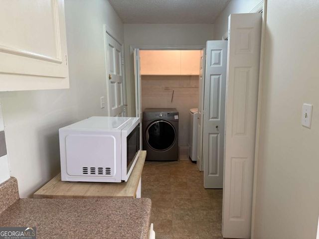 3013 Barcelona Way, Conyers, GA 30012