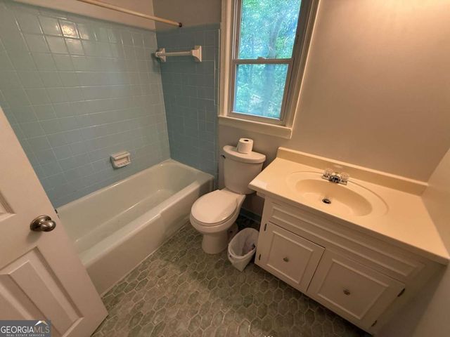 3013 Barcelona Way, Conyers, GA 30012