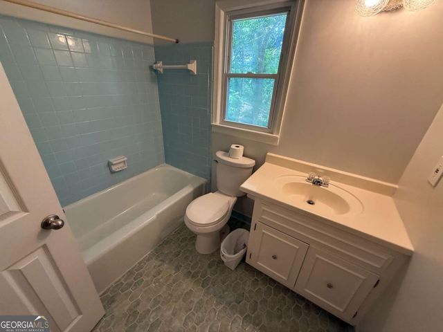 3013 Barcelona Way, Conyers, GA 30012