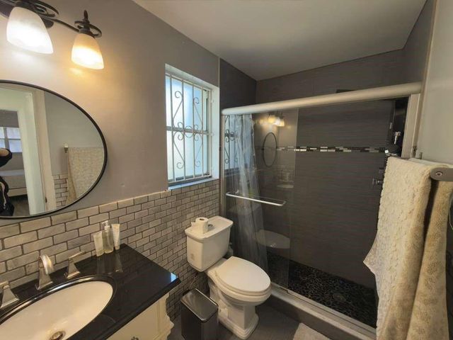 2200 Taylor Street 104, Hollywood, FL 33020