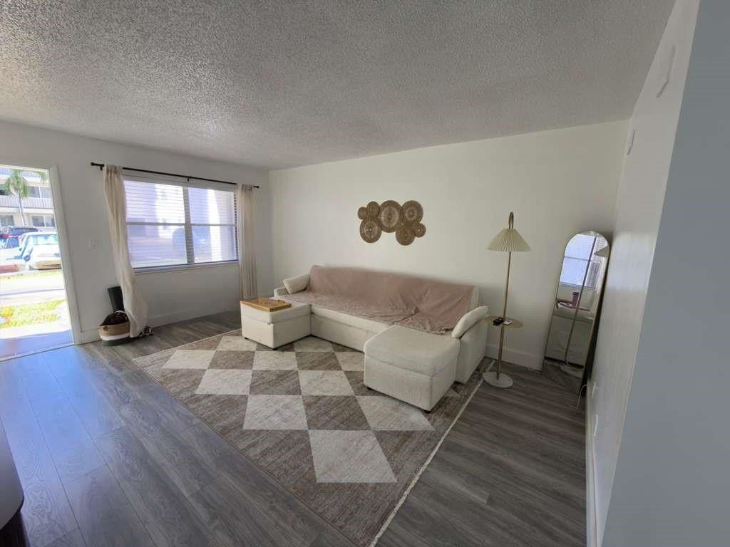 2200 Taylor Street 104, Hollywood, FL 33020