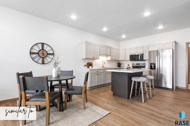 5710 E Marley Pl Place, Sioux Falls, SD 57108