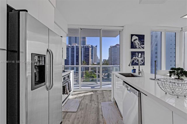 6515 Collins Ave 708, Miami Beach, FL 33141