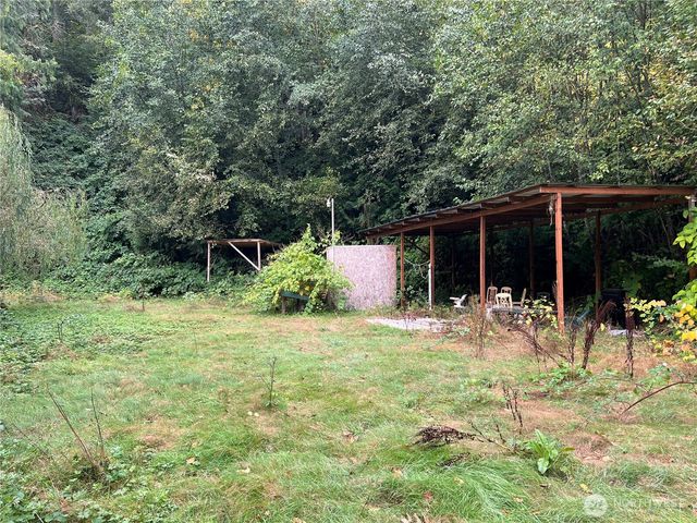 20045 Renton Maple Valley Highway SE, Maple Valley, WA 98038