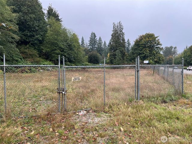 20045 Renton Maple Valley Highway SE, Maple Valley, WA 98038