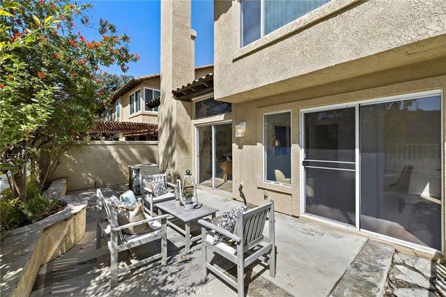 69 Fuente, Rancho Santa Margarita, CA 92688