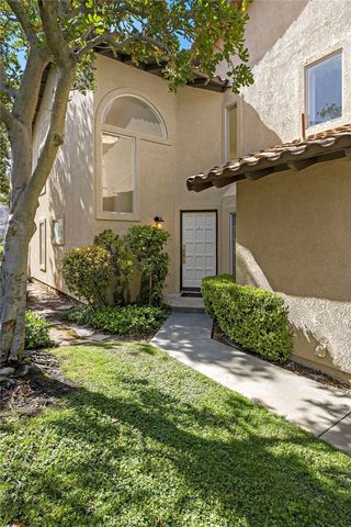 69 Fuente, Rancho Santa Margarita, CA 92688